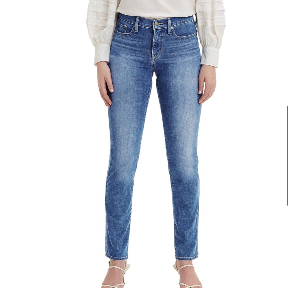 Levi’s Women’s 312 Shaping Slim Jeans 34 Classic Blue Denim Straight Slim Leg